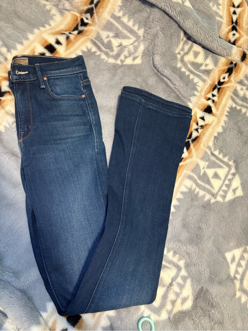 MOTHER Boot Cut Jeans in Dark Blue Denim